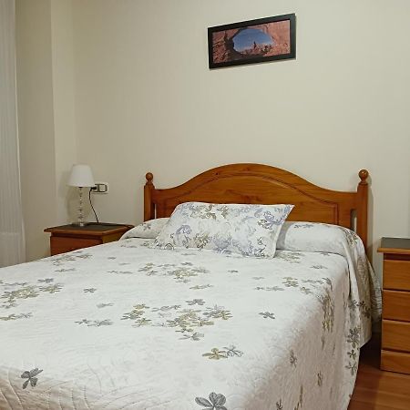 Apartamentos Chevere Rojo-Huca Oviedo Dış mekan fotoğraf