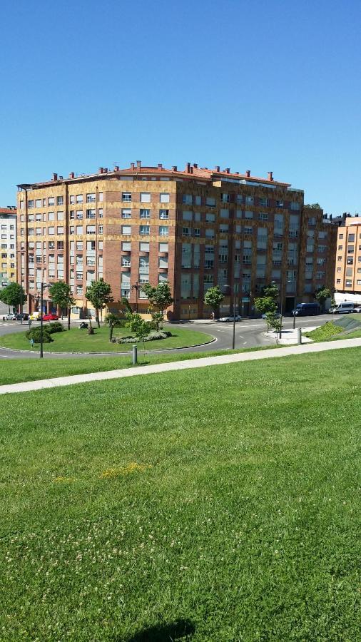Apartamentos Chevere Rojo-Huca Oviedo Dış mekan fotoğraf