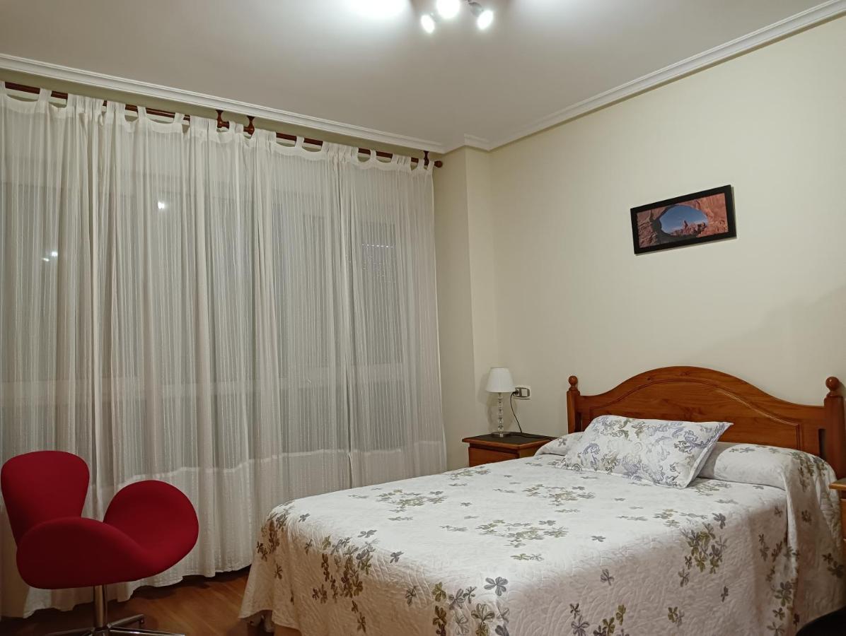 Apartamentos Chevere Rojo-Huca Oviedo Dış mekan fotoğraf