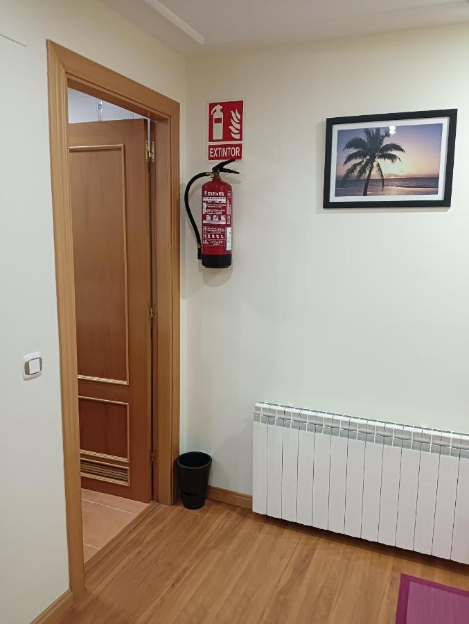 Apartamentos Chevere Rojo-Huca Oviedo Dış mekan fotoğraf